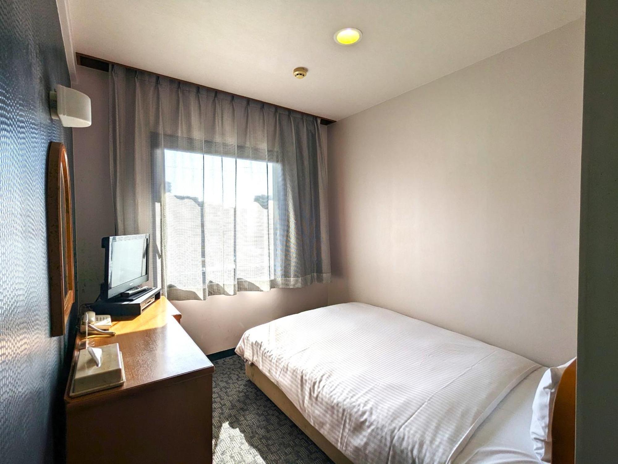 Gr Hotel Suidocho Кумамото Екстериор снимка